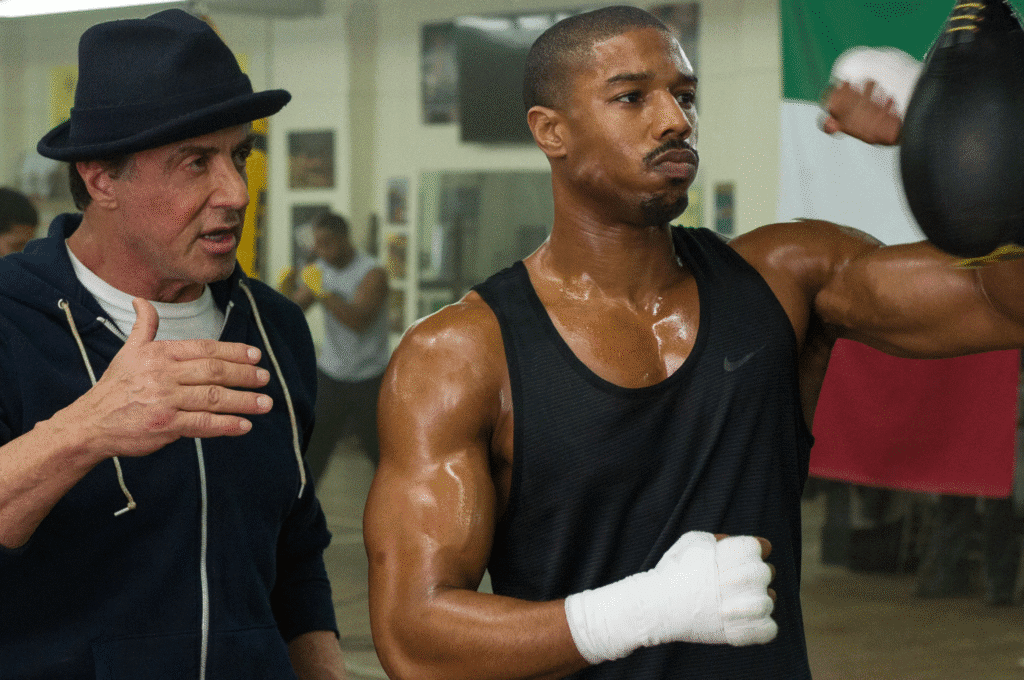 Filme do Creed com o Rocky ensinando numa parte de treino com a importância 